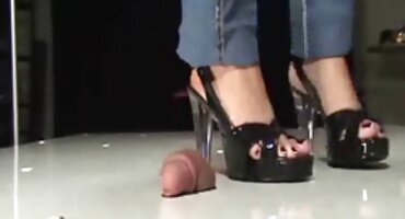 లెస్బియన్ సెక్స్ వీడియో తెలుగు సెక్స్ వీడియో తో పెద్ధ కాయలు సక్స్ ఒక అందమైన రాగి జుట్టు పూకు మీధ చీలిన ప్రదేశం