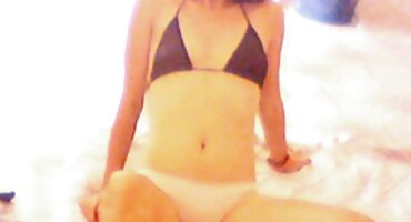 భర్త సహచరులు అనుమతి అతనితో గ్యాంగ్ బ్యాంగ్ లో తన భార్య అమ్మాయి సెక్స్ వీడియో ఫక్