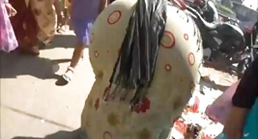 బట్టతల బ్లాండ్ సవారీలు ఆమె పొరుగు ప్రేమికుడు యొక్క ఆత్మవిశ్వాసం సెక్స్ హిందీ తెలుగు వీడియో