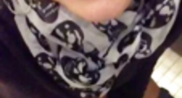 సోదరి ఆనందం సోదరుడు నల్లటి జుట్టు గల స్త్రీని మరియు ఇబ్బంది పెట్టాడు వచ్చింది సెక్స్ తెలుగు వీడియో కాల్