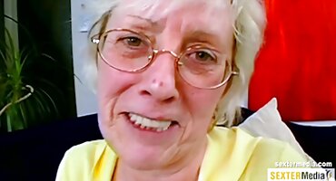 అందమైన అమ్మాయి హాలో హాల్ కోసం ఆమె మొదటి స్పర్మ్ సెక్స్ సెక్స్ తెలుగు వీడియో పూకు లో వధలడమ్ వచ్చింది