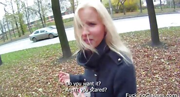 కొవ్వు అద్దాలు ఇబ్బంది పెట్టాడు సెక్స్ వీడియో ఫిలిం తెలుగు స్కిన్ బయోండా