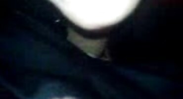 ఒక విద్యార్థి తన స్నేహితుడిని తెలుగు వీడియో సెక్స్ సెక్స్ పిలిచాడు, తద్వారా అతను ఆమెను ఇబ్బంది పెట్టాడు