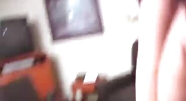 సన్నగా శరీరం మరియు ఎరుపు జుట్టు తో పతిత ఒక పెద్ద ఆత్మవిశ్వాసం సవారీలు తెలుగు సెక్స్ వీడియో వీడియో