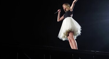 రిచ్ ఫుల్ సెక్స్ తెలుగు వీడియో నల్లచేవమాను చెల్లించిన స్ట్రిప్పర్ కోసం జాత్యాంతర సెక్స్