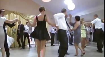 అంగ తన సన్నని భార్య ఇబ్బంది పెట్టాడు తెలుగు వీడియో సెక్స్ ఎందుకంటే భర్త పని ఆలస్యంగా ఉంది