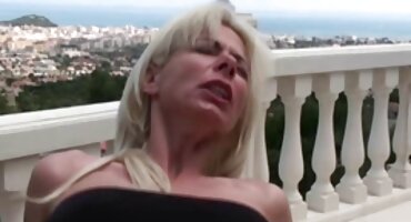 ఒక అమ్మాయి మరియు సెక్స్ తెలుగు వీడియో కం ఆమె స్నేహితుడు తో ఒక గ్యాంగ్ బ్యాంగ్ పట్టుబట్టారు